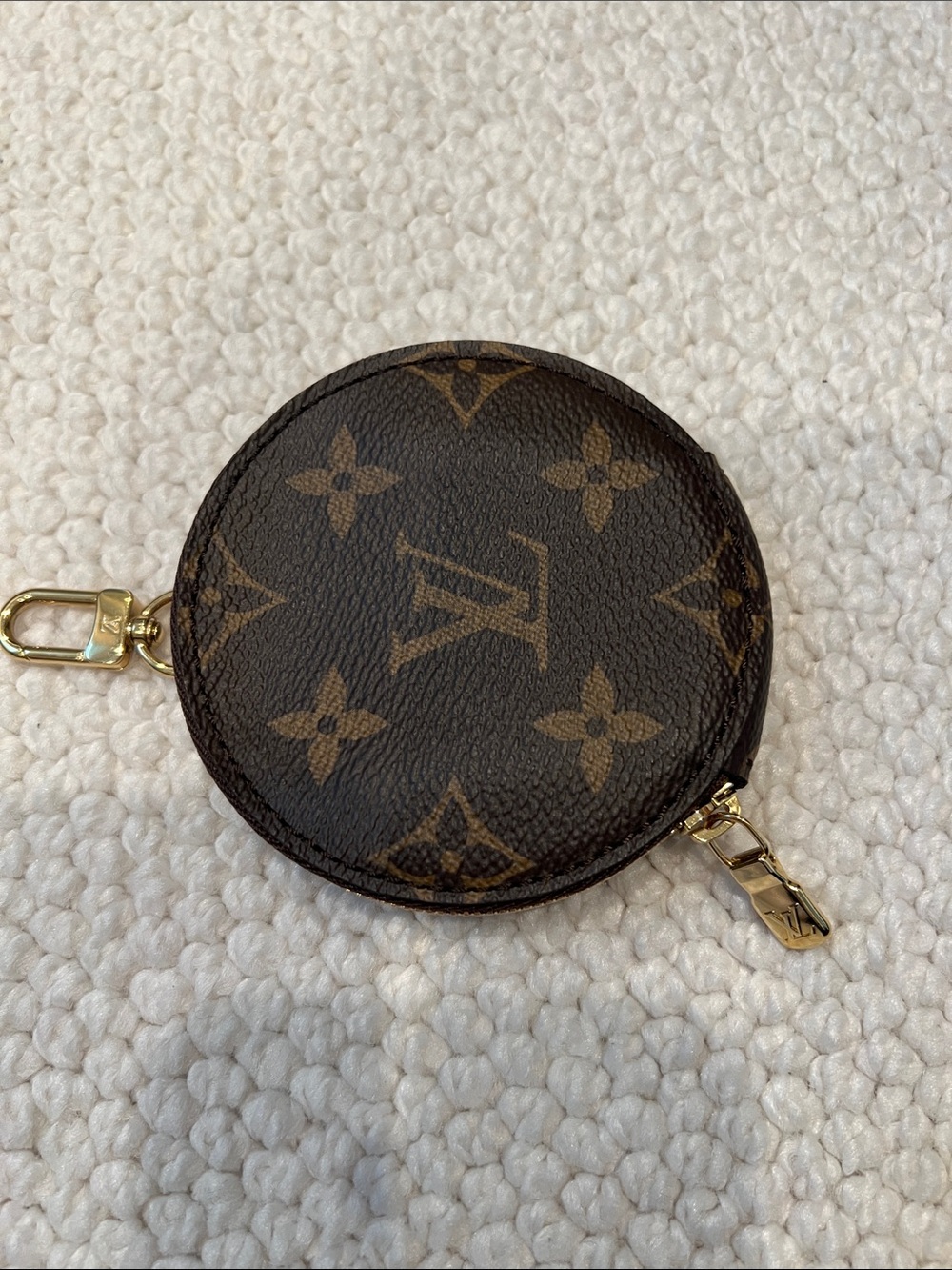 Louis Vuitton Monogram Round Coin Pouch from Muli Pouchette bag